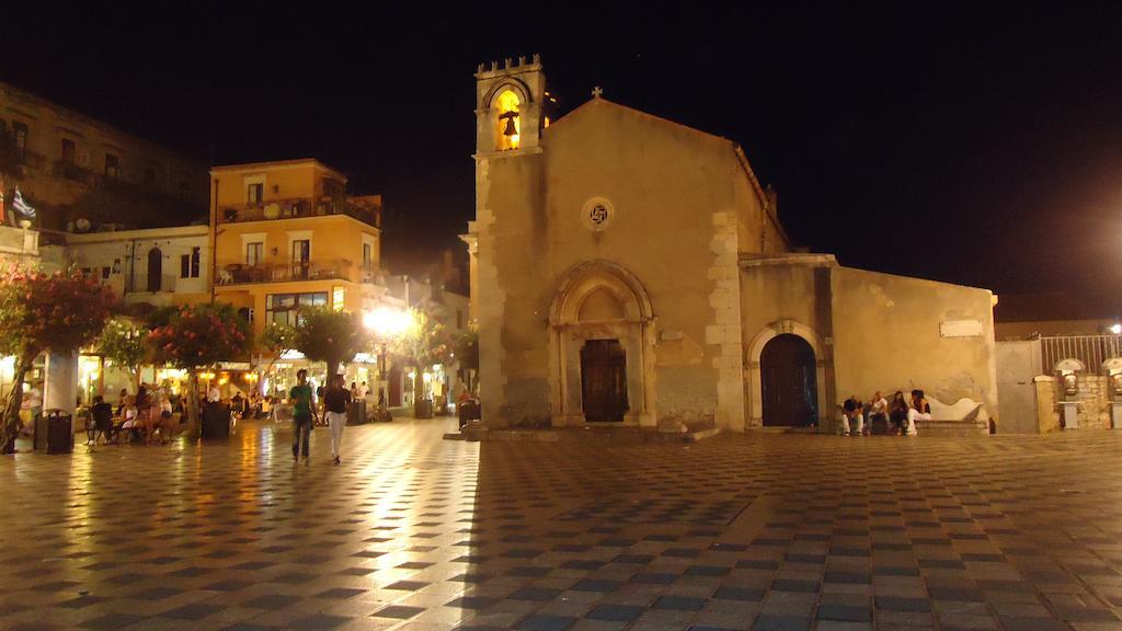 B&B Miroca SantʼAlessio Siculo Exterior foto
